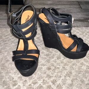 Charlotte Russe women’s size 8 Wedge heel